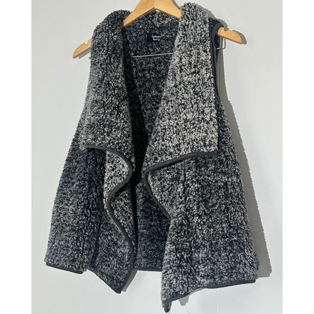 Fantastic Fawn Black Sherpa Sleeveless Size‎ Large Cardigan
